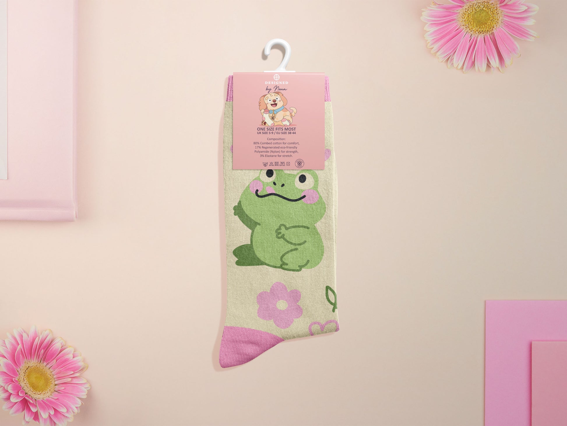 Cute knitted pastel cotton crew socks with different cute frogs pattern design