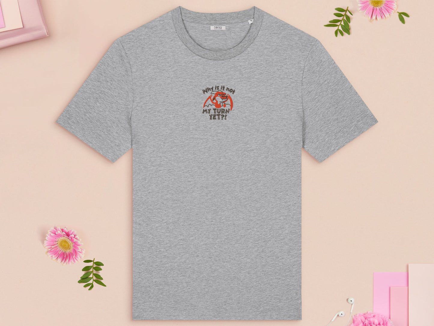 ¡Teletranspórtame! Quiero irme. Camiseta bordada de gato alienígena. 