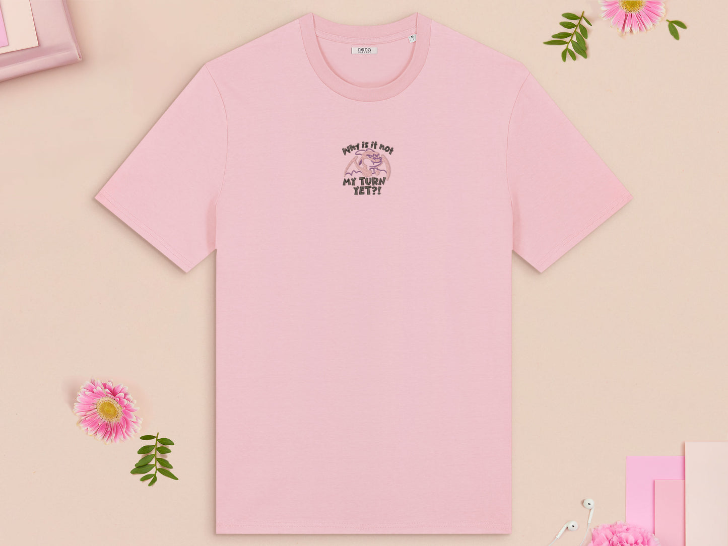 ¡Teletranspórtame! Quiero irme. Camiseta bordada de gato alienígena. 