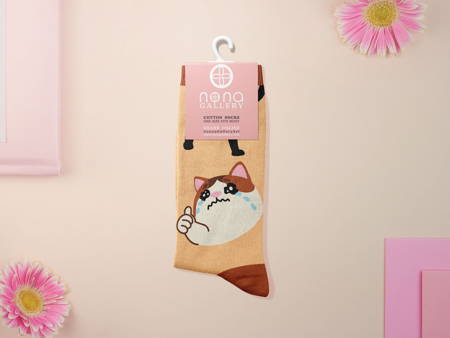 Cute knitted cotton crew socks with a design of various internet famous meme cats.