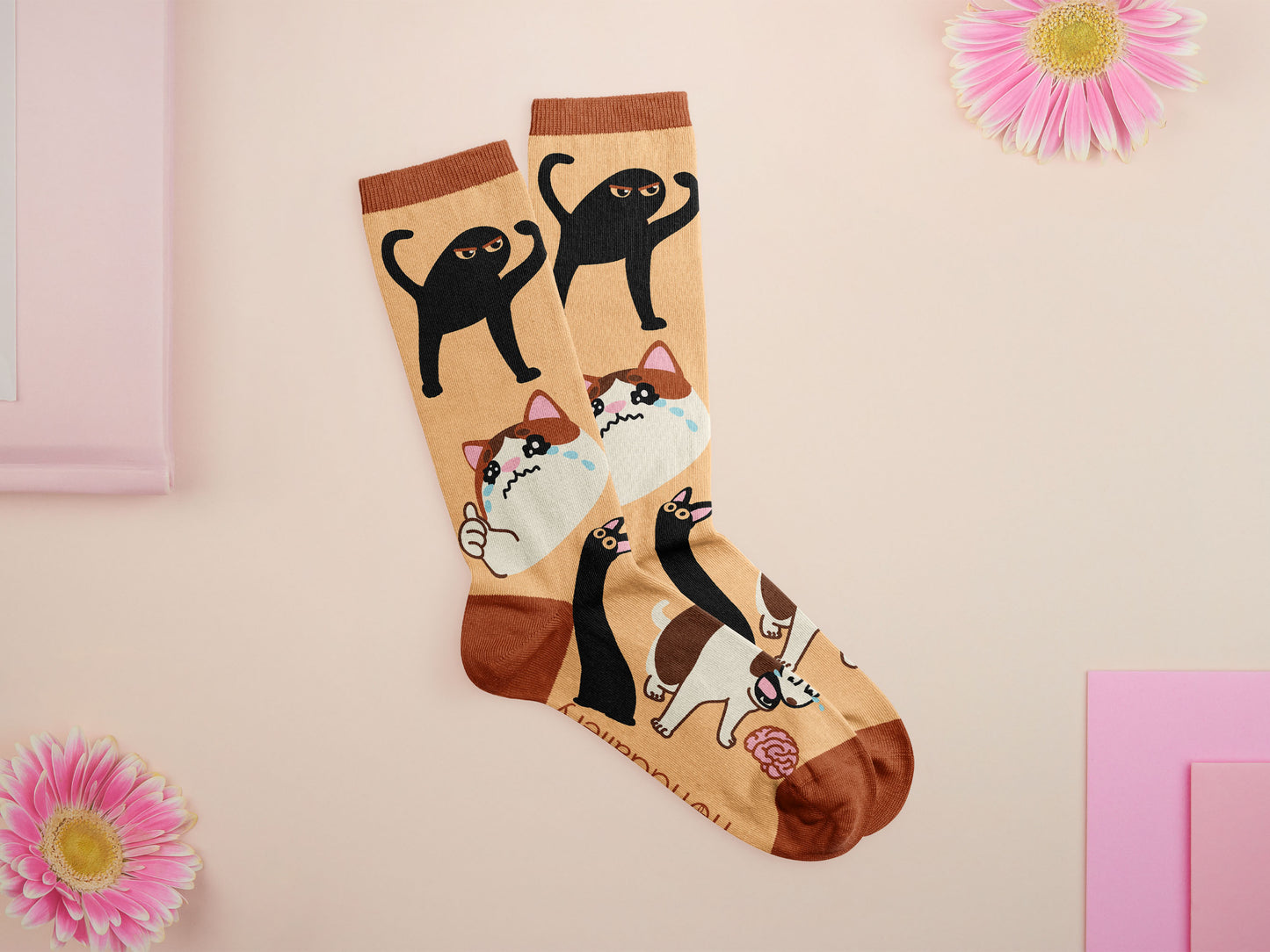 Cute knitted cotton crew socks with a design of various internet famous meme cats.