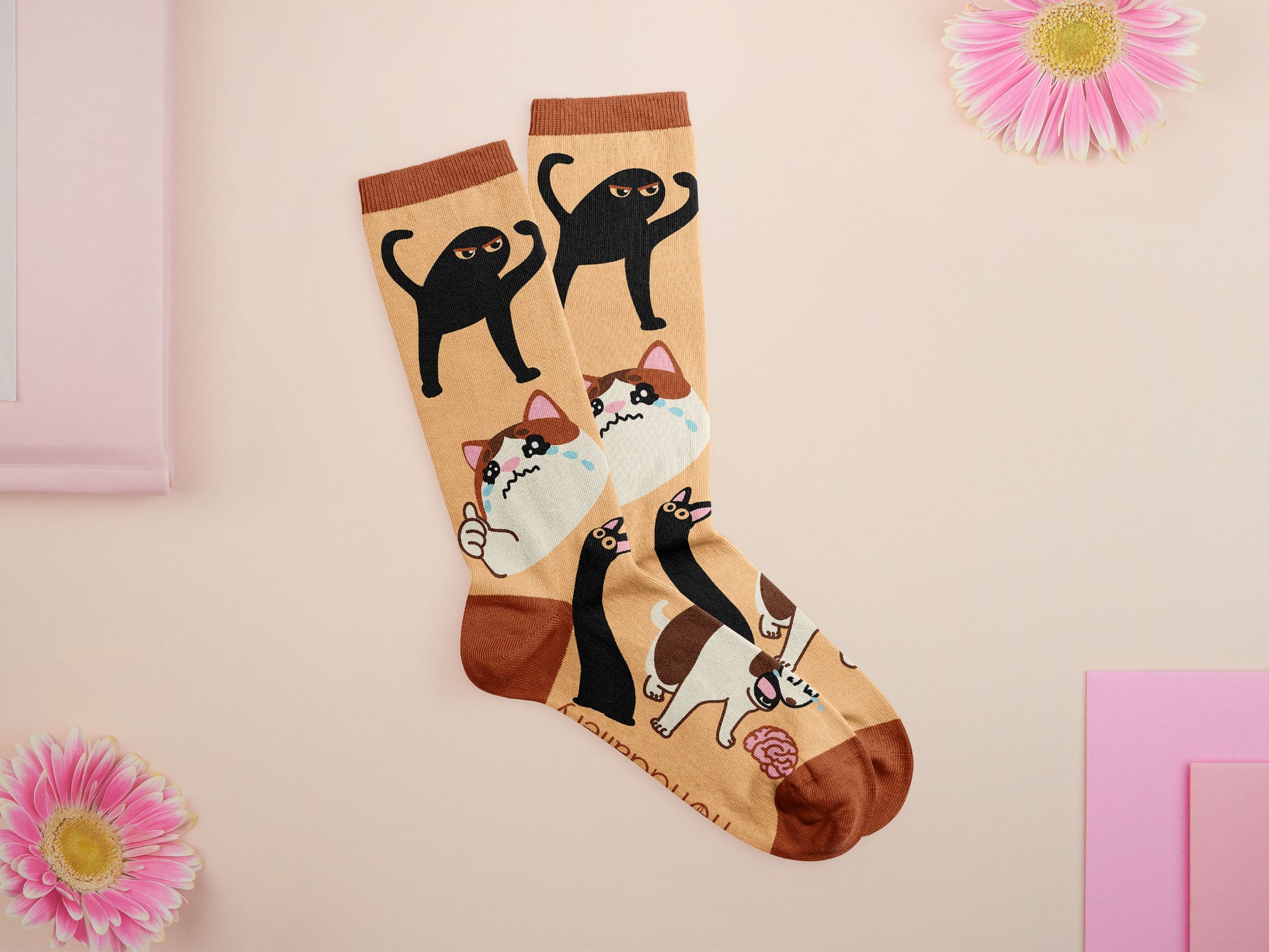 Cute knitted cotton crew socks with a design of various internet famous meme cats.