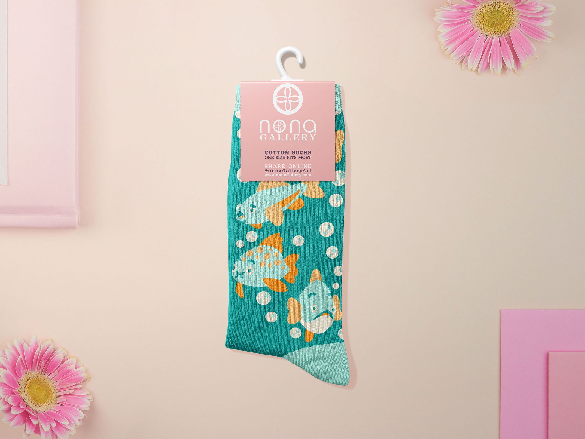 Cute knitted cotton crew socks with an underwater fish design.